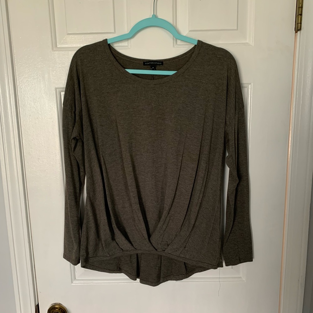 Twist Front Long Sleeve Tee